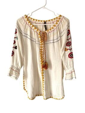 Ban Jara Anthropologie Boho Embroidered Ivory Peasant Top Mustard Trim medium